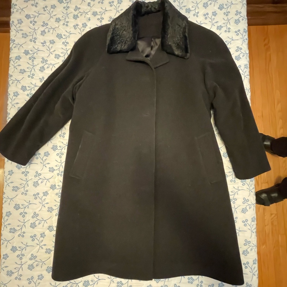 Cashmere & wool women’s pea coat - Picture 2 of 5